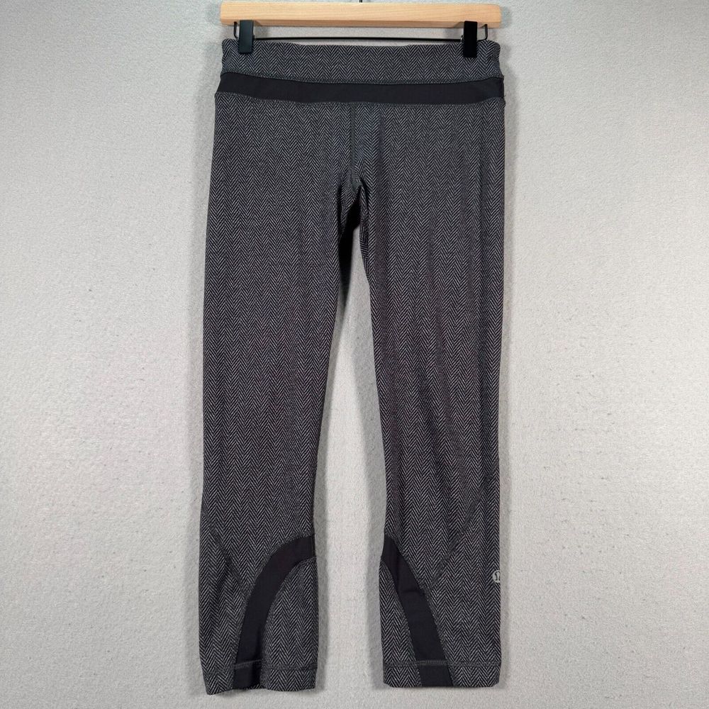 Lululemon Run Inspire II Cropped Leggings Womens 6 Gray Black Herringbone Active